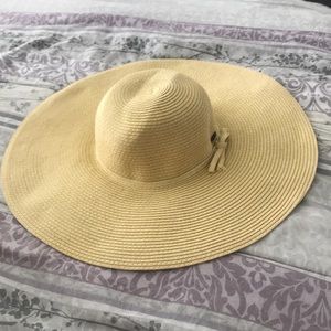 Floppy Beach/Brunch Hat